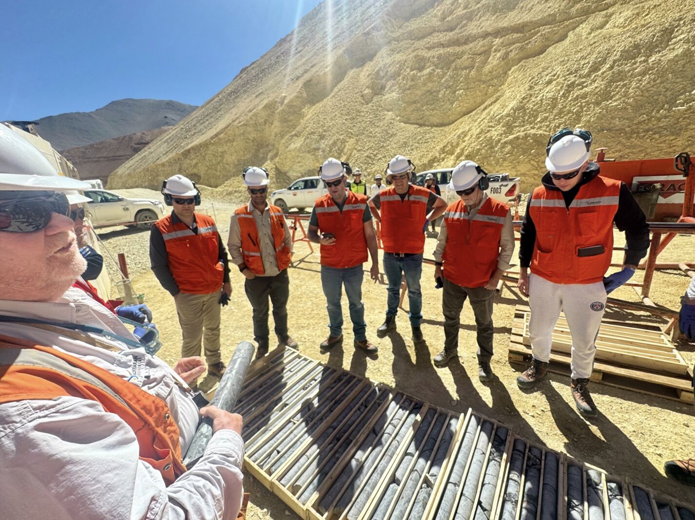 Exploración Poryecto Altar Cobre Calingasta